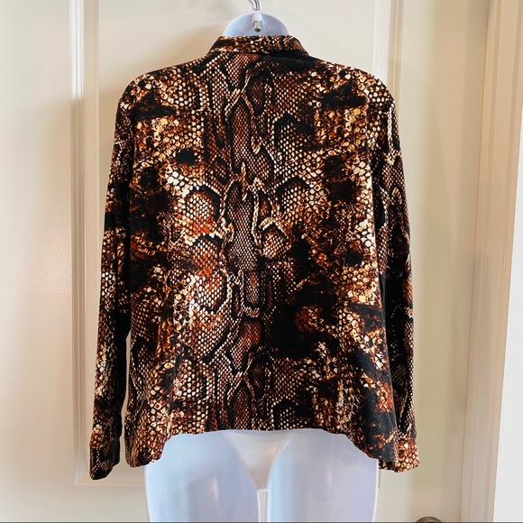Versatile Snake Print Jacket - Picture 3 of 7